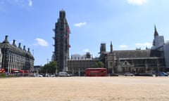 Hot weather in London<br>epa06907799 A general view of Parliament squares with the Houses of Parliament in the background in London, Britain, 24 July 2018. Health warnings have been issued this week after forecasters predicted record-breaking temperatures could reach 35 degrees centigrade in some parts of the country. EPA/FACUNDO ARRIZABALAGA