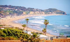 A picture of the Malibu beach along the Pacific Coast Highway.