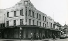 59 50 Hedley Mitchells High Street Erith-awaiting demolition April 1966