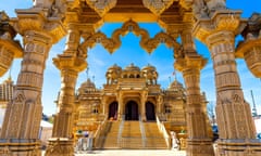 Ornate limestone Hindu temple Shri Vallabh Nidhi Mandir in Alperton, Wembley, London, UK<br>2F9KHHH Ornate limestone Hindu temple Shri Vallabh Nidhi Mandir in Alperton, Wembley, London, UK