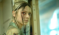 USA. Hunter Schafer in the (C)HBO series: Euphoria (2019). Plot: A look at life for a group of high school students as they grapple with issues of drugs, sex, and violence. Ref: LMK106-J6905-030221 Supplied by LMKMEDIA. Editorial Only. Landmark Media is not the copyright owner of these Film or TV stills but provides a service only for recognised Media outlets. pictures@lmkmedia.com<br>2E99D0T USA. Hunter Schafer in the (C)HBO series: Euphoria (2019). Plot: A look at life for a group of high school students as they grapple with issues of drugs, sex, and violence. Ref: LMK106-J6905-030221 Supplied by LMKMEDIA. Editorial Only. Landmark Media is not the copyright owner of these Film or TV stills but provides a service only for recognised Media outlets. pictures@lmkmedia.com