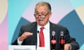 Brisbane Olympic chief Andrew Liveris leans on local politicians to stop using the 2032 Games as a 'political football'