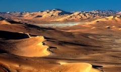 Landscape of Empty Quarter, Rub al Khali Desert, Oman<br>FB4180 Landscape of Empty Quarter, Rub al Khali Desert, Oman