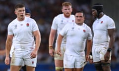 England players on the pitch after they beat Samoa