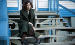 Sally Hawkins plays artist Maud Lewis in Maudie.