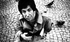 Cobblestone meanderer … Leonard Cohen in 1972.