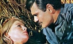 julie christie and omar sharif in doctor zhivago