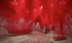 Chiharu Shiota Japan b.1972 Uncertain Journey 2016/2019 Metal frame, red wool Dimensions variable Installation view: Shiota Chiharu: The Soul Trembles, Mori Art Museum, Tokyo, 2019 © Chiharu Shiota Photo: Sunhi Mang Photo courtesy: Mori Art Museum, Tokyo