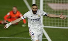 Karim Benzema celebrates opening the scoring for Real Madrid against Barcelona