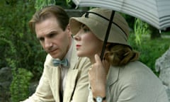 2005, THE WHITE COUNTESS<br>RALPH FIENNES & NATASHA RICHARDSON
Film 'THE WHITE COUNTESS' (2005)
Directed By JAMES IVORY
18 November 2005
SSG24709
Allstar Collection/MERCHANT-IVORY
**WARNING** This photograph can only be reproduced by publications in conjunction with the promotion of the above film. A Mandatory Credit To MERCHANT-IVORY is Required. For Printed Editorial Use Only, NO online or internet use.