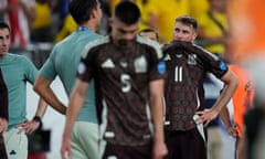 Mexico take in their early exit after drawing 0-0 with Ecuador