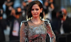 French actress Eva Green poses as she leaves the Festival Palace on May 27, 2017 following the screening of the film 'Based on a True Story' (D'Apres une Histoire Vraie) at the 70th edition of the Cannes Film Festival in Cannes, southern France.  / AFP PHOTO / LOIC VENANCELOIC VENANCE/AFP/Getty Images