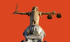 FW Pomeroy’s statue of Lady Justice on top of the Old Bailey.