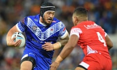 Samoa’s Leeson Ah Mau takes on the Tonga defence during Saturday’s Pacific Test at Cbus Super Stadium.