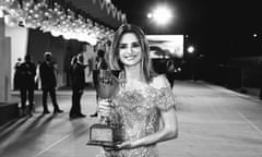 Penelope Cruz poses with the Coppa Volpi for Best Actress for Parallel Mothers.