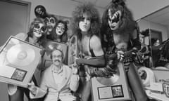 Kiss with Larry Harris of Casablanca Records on New Year’s Eve 1975.