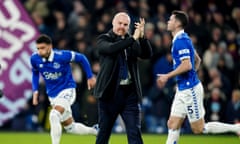 Sean Dyche applauds the Everton fans after victory over Burnley