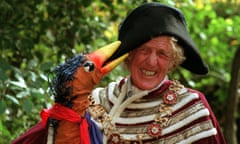 The entertainer Rod Hull with the puppet Emu