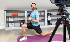 Joe Wicks doing a workout