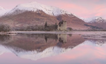 Kilchurn Castle at Sunrise, Loch Awe, Highlands, Scotland