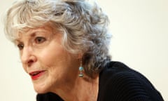 Bestselling author Sue Grafton, who received numerous awards for her novels. 