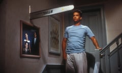 The Burbs - 1989<br>Editorial use only. No book cover usage. Mandatory Credit: Photo by Universal/Kobal/REX/Shutterstock (5879272j) Tom Hanks The Burbs - 1989 Director: Joe Dante Universal USA Scene Still Comedy Les Banlieusards