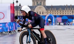 Anna Henderson claimed silver in the women’s road race time trial.