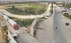 Aid trucks waiting at border