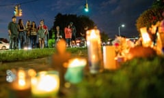 People pay respect in a makeshift memorial during a candlelight vigil for Gabby Petito in Blue Point, New York<br>People pay respect in a makeshift memorial during a candlelight vigil for travel blogger Gabby Petito, whose body was discovered in a remote corner of the Bridger-Teton National Forest after travelling with her boyfriend, in Blue Point, New York, U.S., September 24, 2021. REUTERS/Eduardo Munoz