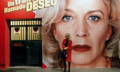 Cecilia Roth in All About My Mother, in front of an advert for A Streetcar Named Desire, screened at Circulo de Bellas Artes.