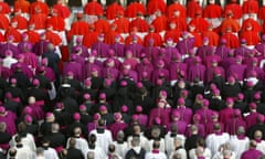 Cardinals, Bishops and priests attend the Beatification mass of Mother Teresa 19 October 2003 on St Peter Square at the Vatican. Thousands of pilgrims flocked to the Vatican just six years after the death of the nun they called the "Saint of the gutters". AFP PHOTO  VINCENZO PINTO        (Photo credit should read VINCENZO PINTO/AFP/GettyImages)

24hours