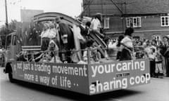 Co-Op Parade<br>1980:  Staff from the Co-operative shop in the village of Tollesbury, Essex join up with members of the Co-Operative Folk Dance Club to parade a float down the street.  (Photo by Bob Cross/Evening Standard/Getty Images)
England;black
white;format
landscape;male;female;elderly;truck;vehicle;Parades
Processions;Road
Transport;Movements
Associations;Europe;CRO
4/53-6;ES