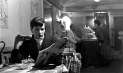 Katharine Whitehorn in a London restaurant for a 1956 feature on eating alone.