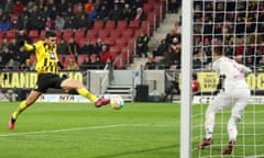Gio Reyna grabs Dortmund’s late winner over Mainz in the Bundesliga