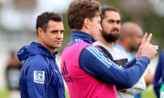 Dan Carter talks with Beauden Barrett