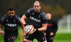 Taulupe Faletau and Alun Wyn Jones train for Wales’s meeting with Australia.