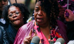 US-police-minorities-racism-trial<br>Eric Garner’s mother, Gwen Carr, speaks to the press outside the police headquarters as a disciplinary hearing takes place for officer Daniel Pantaleo on May 13, 2019 in New York City. - Pantaleo faces charges of reckless use of a chokehold and intentional restriction of breathing, on the Eric Garner death case. (Photo by Kena Betancur / AFP)KENA BETANCUR/AFP/Getty Images