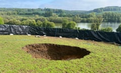 The sinkhole in a field by Shardeloes Lake near Amersham