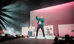 Tom Chaplin of Keane at the First Direct Arena.