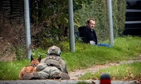 Police surround and capture submarine murderer Peter Madsen after he escaped jail – video