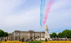 The Red arrows fly over Buckingham Palace on VE Day