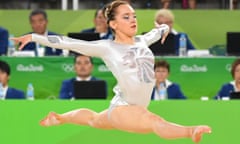 Amy Tinkler competes during the floor exercise at the 2016 Olympics