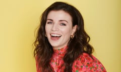 Supreme control ... Aisling Bea.