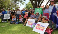 Farmers rally against the Murray-Darling Basin water buy-back plan in Deniliquin on Tuesday