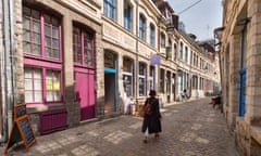 Paved street of rue de Peterinck in the Vieux Lille neighbourhood.