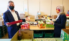 Labour leader Sir Keir Starmer and West Yorkshire mayoral election candidate Tracy Brabin at a food bank project in Pontefract.