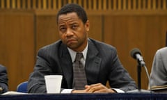 THE PEOPLE v. O.J. SIMPSON: AMERICAN CRIME STORY “Manna From Heaven” Episode 109 (Airs Tuesday, March 29, 10:00 pm/ep) -- Pictured: Cuba Gooding, Jr. as O.J. Simpson. CR: Byron Cohen /FX