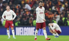 Bruno Fernandes looks dejected after Manchester United's 3-3 draw against Galatasaray