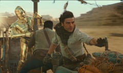 null<br>C3PO (Anthony Daniels), Finn (John Boyega) and Poe Dameron (Oscar Isaac) in STAR WARS: EPISODE IX.