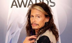 Steven Tyler arrives at the 49th Annual Country Music Association Awards in Nashville<br>Musician Steven Tyler arrives at the 49th Annual Country Music Association Awards in Nashville, Tennessee November 4, 2015. REUTERS/Jamie Gilliam